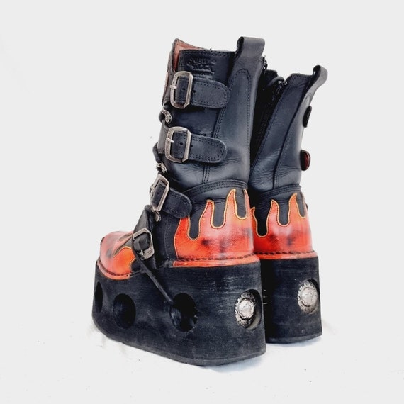 EU 37 / UK 4 New Rock Boots - Black and Red Flame… - image 3