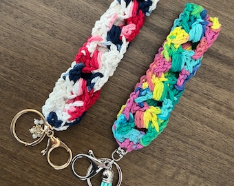 Jewel Wristlet Crochet Pattern | Jewel Wristlet *PDF*