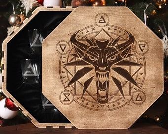Witcher Whiskey Glasses Set: Personalized Engraved Decanter, Groomsman Gift