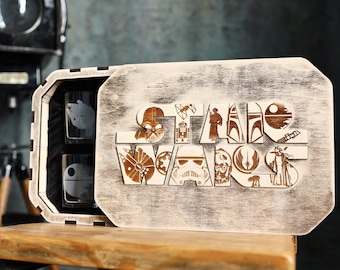 Millenium Falke Whisky Dekanter Set: Gravierte Gläser, Geschenkbox aus Holz