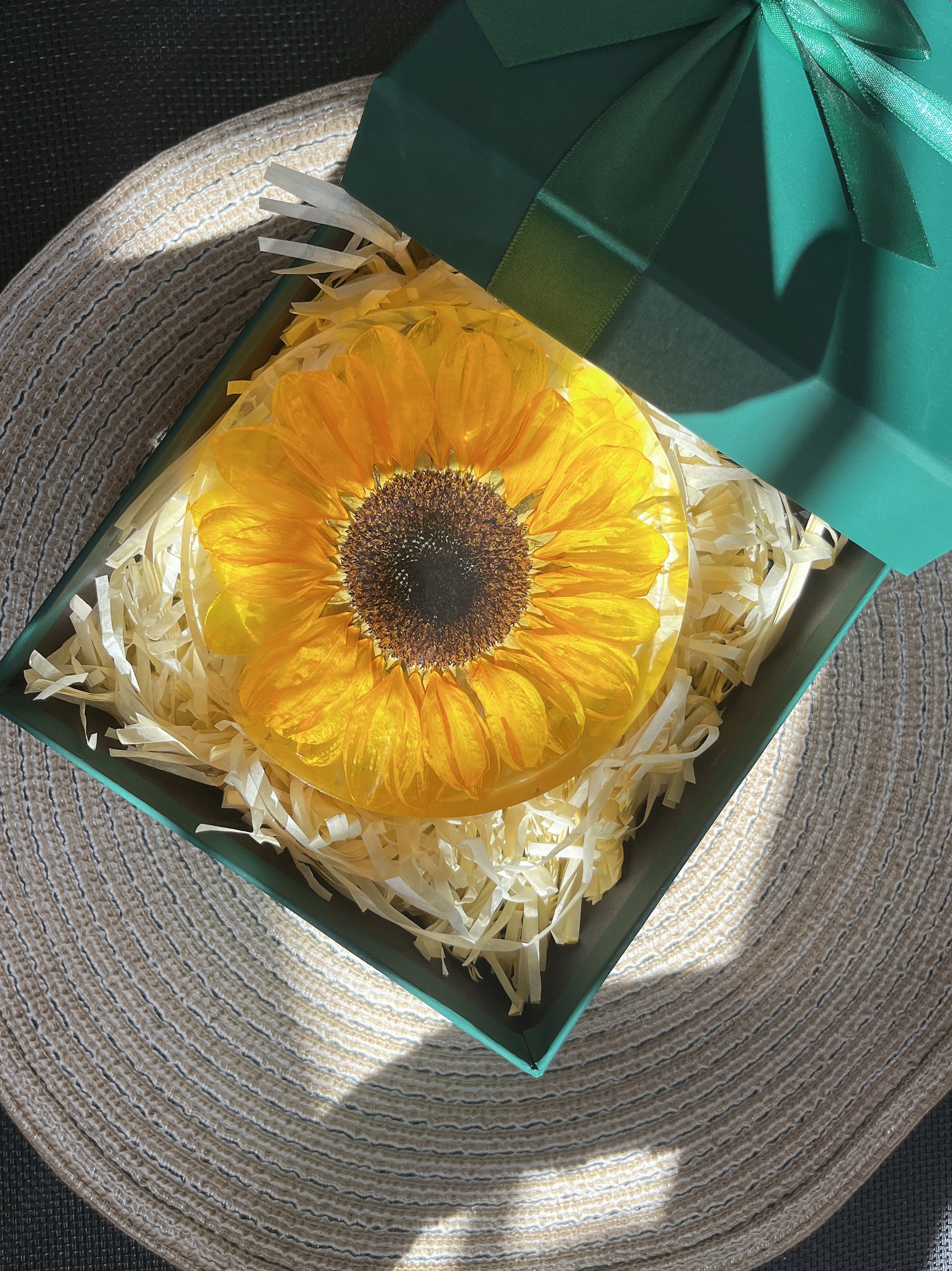 Sunflower Gifts Real Sunflower Set in Resin Dry Flower Art