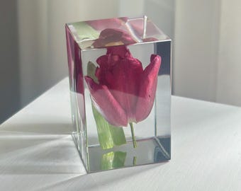 Red Tulip Resin Night Light: Botanical Floral Keepsake Gift One-of-a-Kind Floral Art