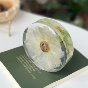 White Phoenix Peony Paeonia ostii Tree peony epoxy resin art Flower souvenir Gifts for mom Mother day's Gift for her zdjęcie 2