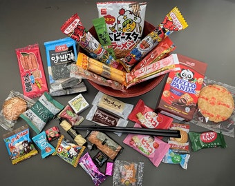 Mystery Yummy Japanese Snack Box / treat / Hamper / Ramen Bowl (Personalised message note or card)