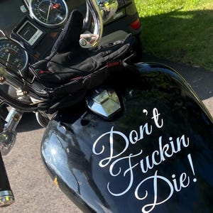 Adesivo de vinil laminado Don't Fuckin Die, adesivo de motocicleta, adesivo de carro, adesivo de para-choque