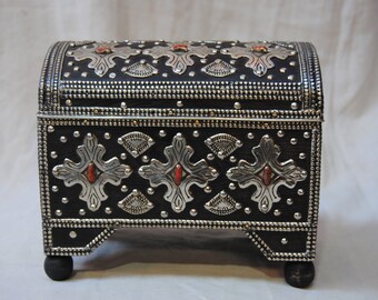 Handmade wooden Box with Coral and Metal Inlay Leather Interior