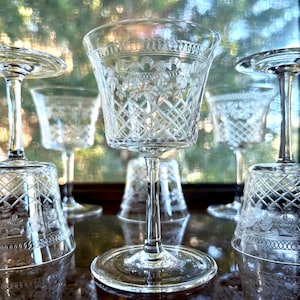 Pall Mall Lady Hamilton Glasses - Etsy