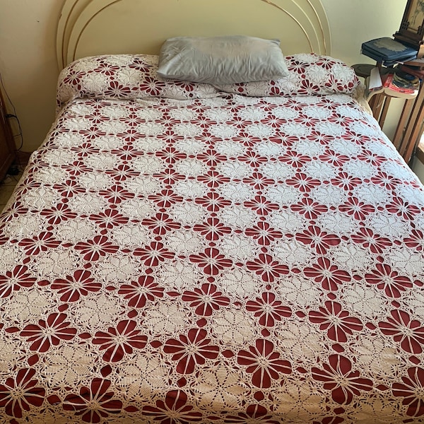 Century Old Bedspread Crochet Pattern and Free lessons on YouTube LastChanceMonicaM https://www.youtube.com/channel/UCXe0u_mKDGYV8TDwnwEr64w