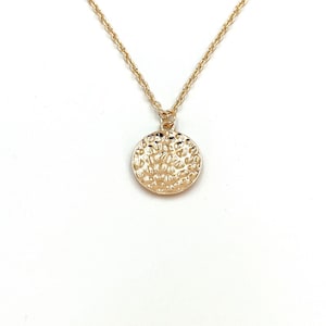 Round Minimal Hammered Pendant Necklace