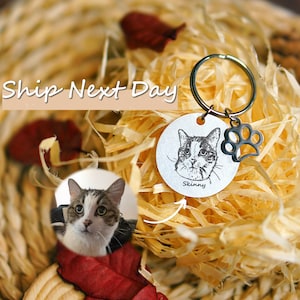 Custom Cat ID Tag with Portrait Engraving Pet Keychain Personalized Pet Memorial Gift New Pet Gift with Paw Charm