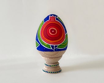 Wooden Easter egg, wooden hand-painted Easter eggs, bright Easter eggs, colorful Easter decoration, red Easter decor, decorative Easter eggs