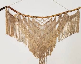 Macrame wall hanging