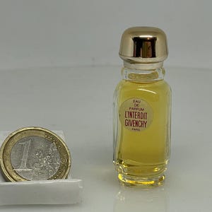 L'INTERDIT de Givenchy Vintage Eau de Parfum MINIATURA 4 ml (0.14 Fl.oz)