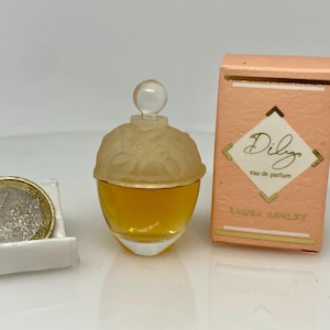 DILYS by LAURA ASHLEY  ( 1991 ) vintage miniature 5 ml eau de parfum
