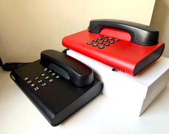 Henning Andreasen Telephone (model F78) designed in 1977 Minimalist Danish Design
