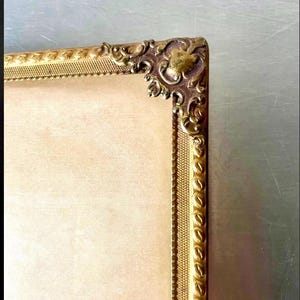 Vintage Metal frame in Gold colored Brass 24.5 cm x 18.5 cm CONVEX glass