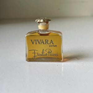 VIVARA by Emilio PUCCI  ( 1968 )  Vintage 1/4 oz Pure Parfum extrait