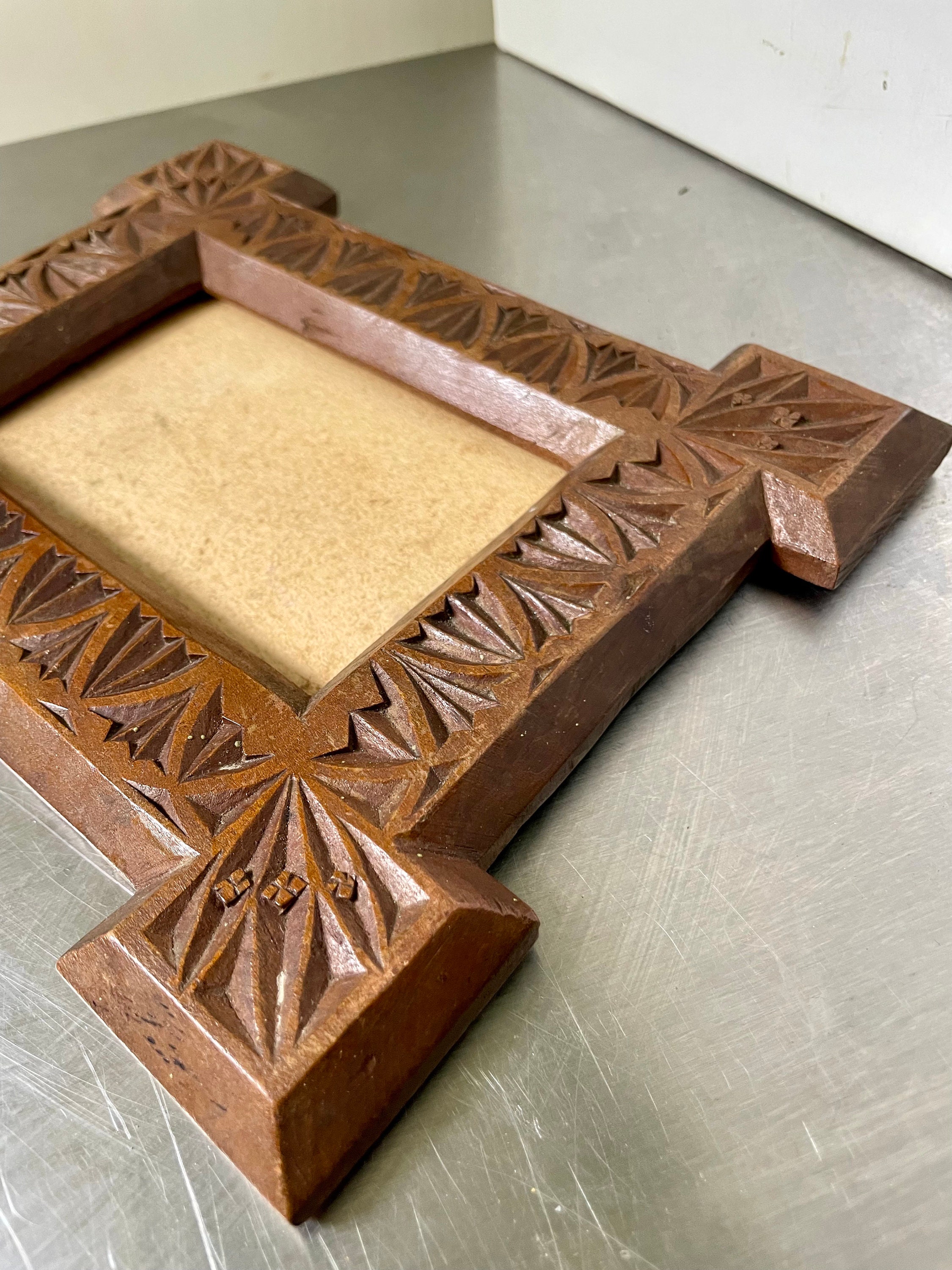 Antique Wooden Picture Frame With Geometric Carvings 18.5 Cm Antique Wooden Picture Frame With Geometric Carvings 18.5 Cm