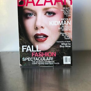 US HARPER’S Bazaar 2001 January magazine Vintage