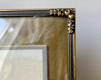 Antique Metal Picture Frame 22.5 cm x 14.5 cm  CONVEX glass