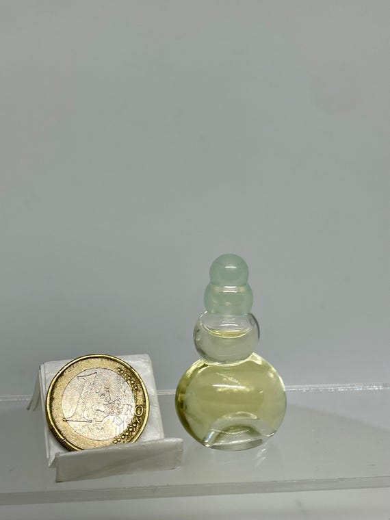 新品箱入AZZARO EAU BELLE 香水 ボディフルイド クリームセット Loris