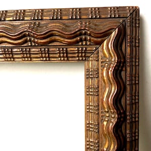 Antique Frame Gilded on wood 49 cm x 33.5 cm