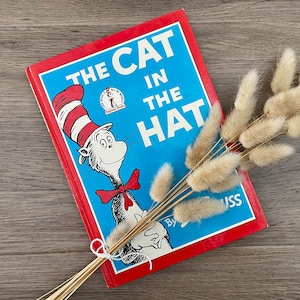 The Cat in the Hat - Dr Seuss - 1958 Vintage (Hardcover)