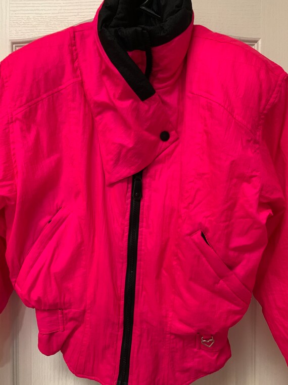 Hot pink puffer ski jacket Gem