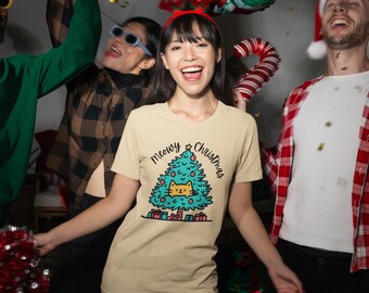 Meowy Christmas Cat T-Shirt: Funny Holiday Tee for Cat Lovers