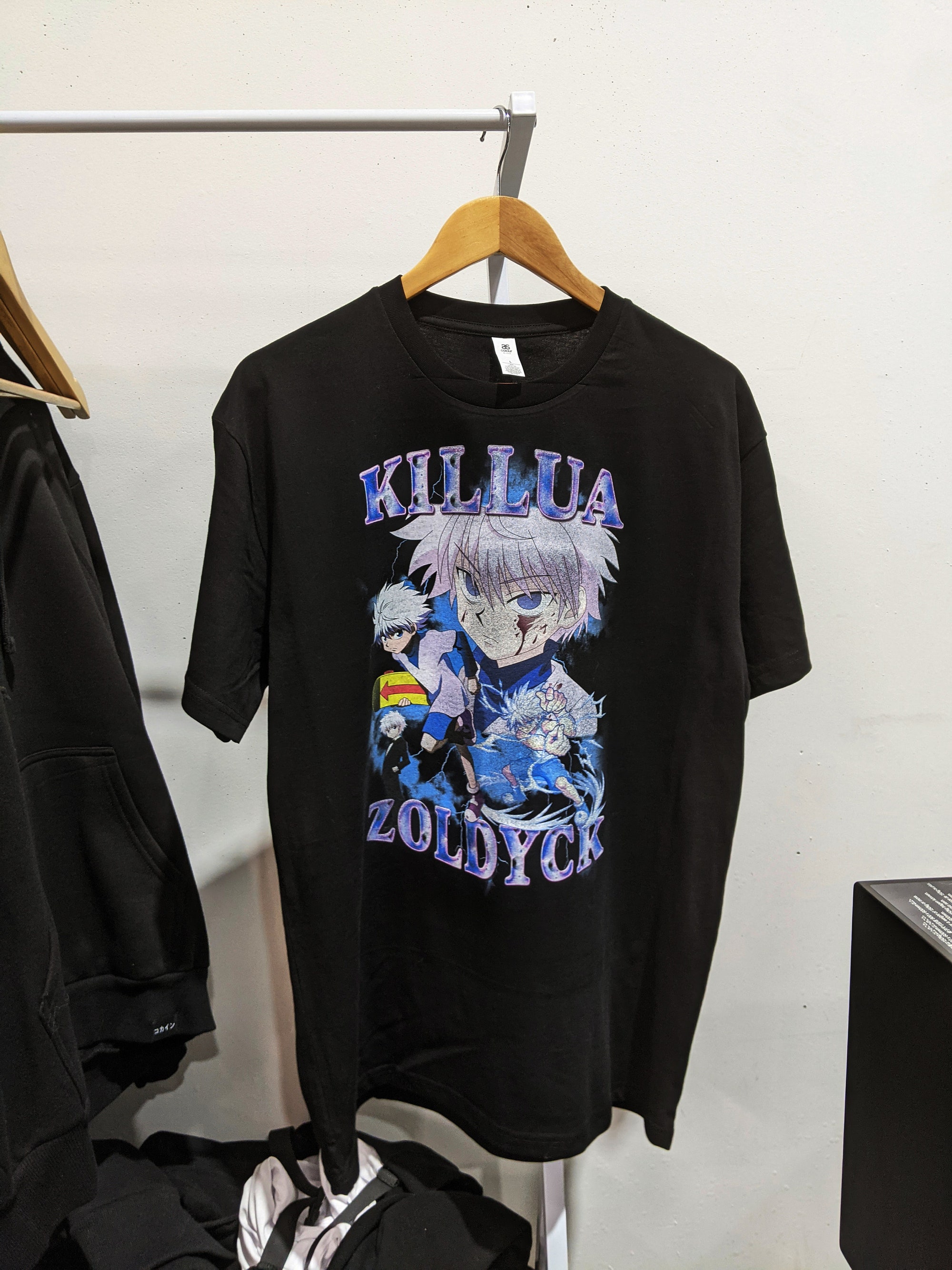 Discover Zoldyck Killua Anime Vintage Style T-Shirt!