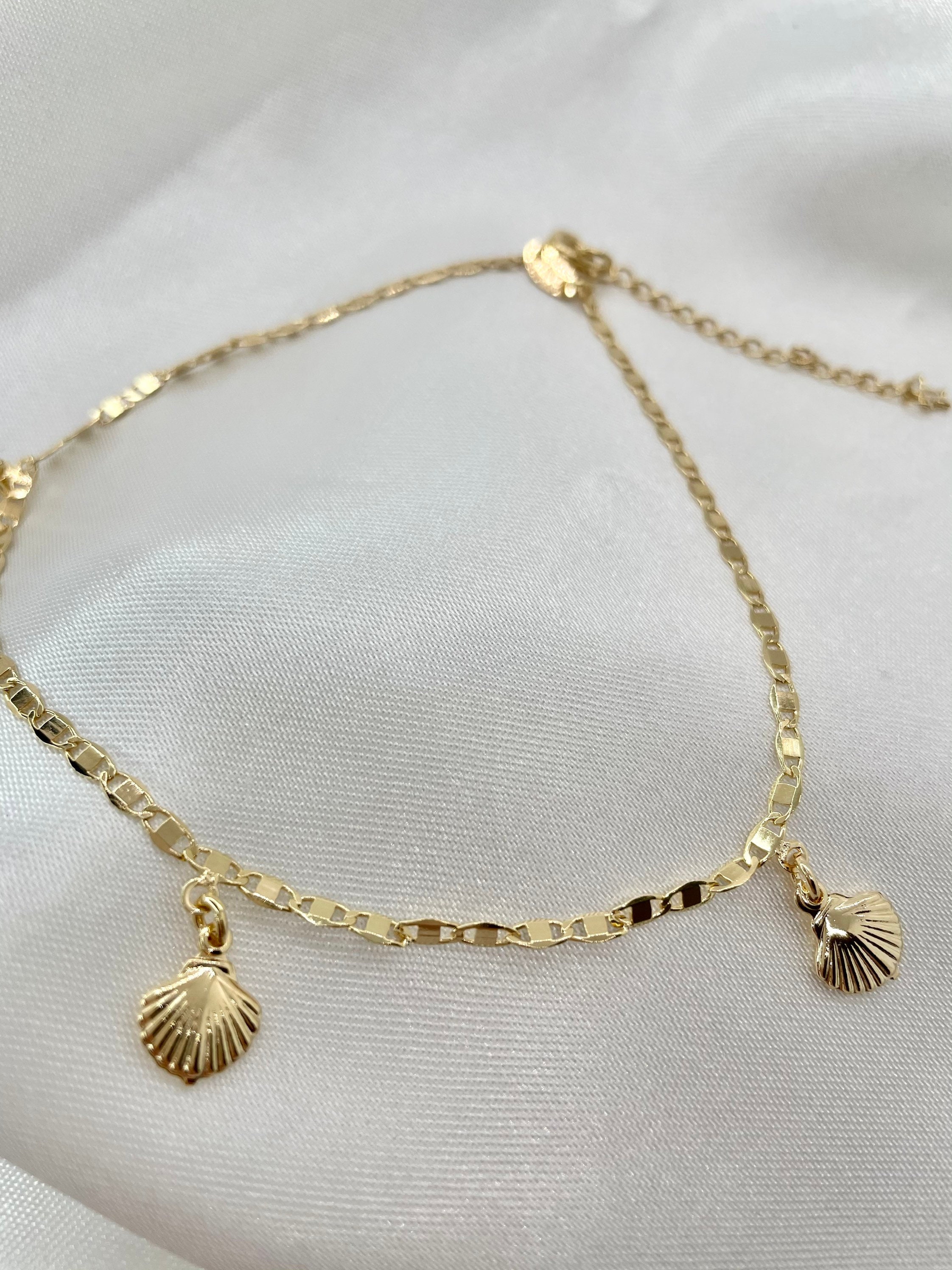 Gold shell anklet deals