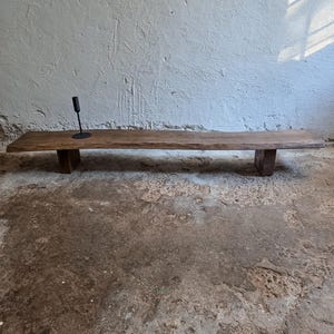 Lage consoletafel, decoratieve Wabi Sabi-bank, Japans meubel van massief hout, lage houten bank, displaybank in aardetinten, aardse kleur