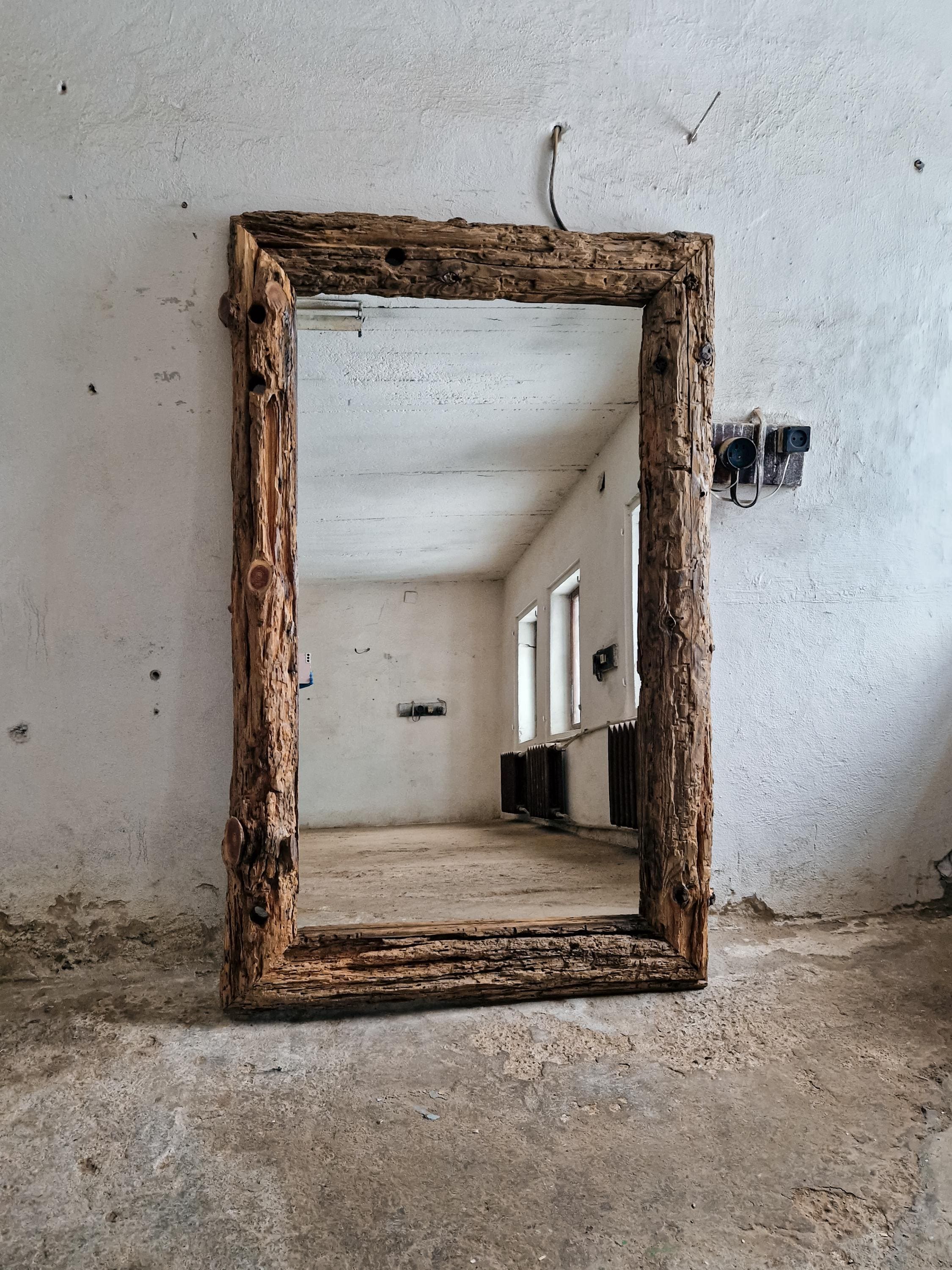 Plantation Grown Timbers ミラー Distressed Furniture, Wabi Sabi Floor Mirror, Extra Large