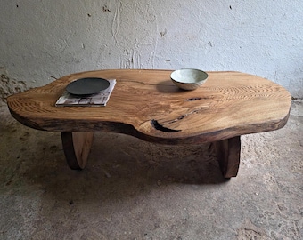 Lage salontafel, Wabi Sabi-salontafel, Japanse meubels, salontafel van teruggewonnen hout, salontafel houten plaat, massief houten tafel