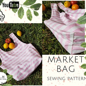 Puede incluir: Un patrón de costura para una bolsa de mercado de rayas rosas y blancas. El patrón está disponible para descargar en PDF. La imagen muestra la bolsa sobre un lecho de hierba verde con fruta.