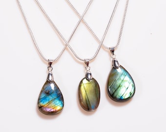 Ciondolo in labradorite Collana semplice in labradorite Gioielli in labradorite appariscenti
