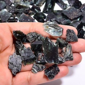 Natürliche rohe Seraphinit raue rohe Seraphinit Kristall Brocken lose Seraphinit Cabochon Heilung Kristall Schmuck machen rohe Chunks.