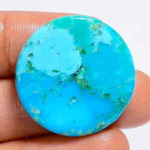 Natuurlijke Kingman turkoois cabochon hemelcirkel turkoois edelsteen 26 x 26 x 4 mm grootte glad aan beide zijden gepolijst kristal