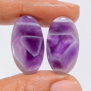 Paire d'améthystes à chevrons cabochons violets Paire d'améthystes 24 x 13 x 4 mm Dos plat Pierres polies