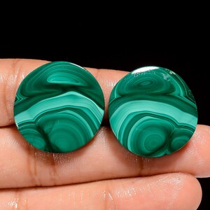 Paire de malachite naturelle cabochon en vrac Paire de cristaux de malachite verte 24 x 24 x 3 mm Paire de pierres vertes en forme de cercle