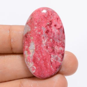 Pietra preziosa di Thulite rosa Forma ovale Thulite Cabochon sciolto Forma a pera Cristallo di Thulite rosa per la creazione di gioielli Pietra preziosa (Thulite come da immagine