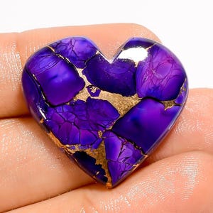Cabochon turquoise violet coeur en cristal turquoise cuivre violet Turquoise violette 25 x 28 x 5 mm Pierre taille des deux côtés Pierre à dos plat poli