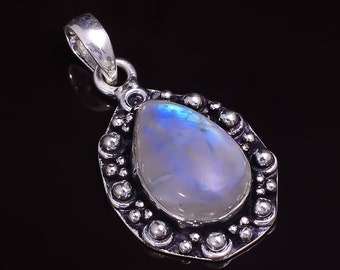 Rainbow Moonstone Pendant, 925 Sterling Silver Pendant, Gemstone Pendant, Healing Crystal Pendant, Blue Fire Moonstone Jewelry