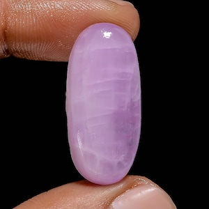 Pietra preziosa naturale di Kunzite rosa Cabochon di Kunzite rosa 27X12X5 mm Dimensioni Cristallo di Kunzite