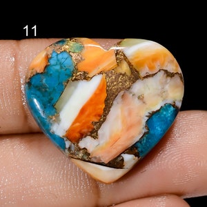 Schöner Austern-Kupfer-Türkis-Edelstein, Herzform-Kupfer-Türkis-Cabochon, loser Edelstein-Austern-Türkis-Stein für die Schmuckherstellung