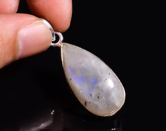Rainbow Moonstone Pendant, 925 Sterling Silver Pendant, Gemstone Pendant, Healing Crystal Pendant, Blue Fire Moonstone Jewelry Pendant