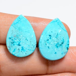 Paire de chrysocolles naturelles, pierres précieuses lisses des deux côtés, polies Paire de chrysocolles 20 x 14 x 3 mm
