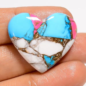 Cabochon de barbe à papa turquoise, coeur turquoise, pierre de 25 x 29 x 6 mm, poli des deux côtés, dos plat