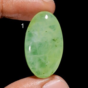 Natuurlijke prehniet cabochon groene edelsteen beide zijden gepolijste prehniet kristal groene steen