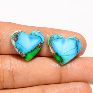 Par de turquesas de cobre azul y verde Par de turquesas de cobre pulido Tamaño 14X16X3 mm Par de turquesas de corazón